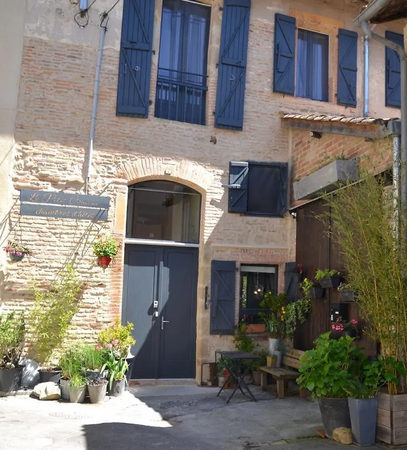LʼIsle-en-DodonLe Petit Couvent住宿加早餐旅馆 0*, LʼIsle-en-Dodon